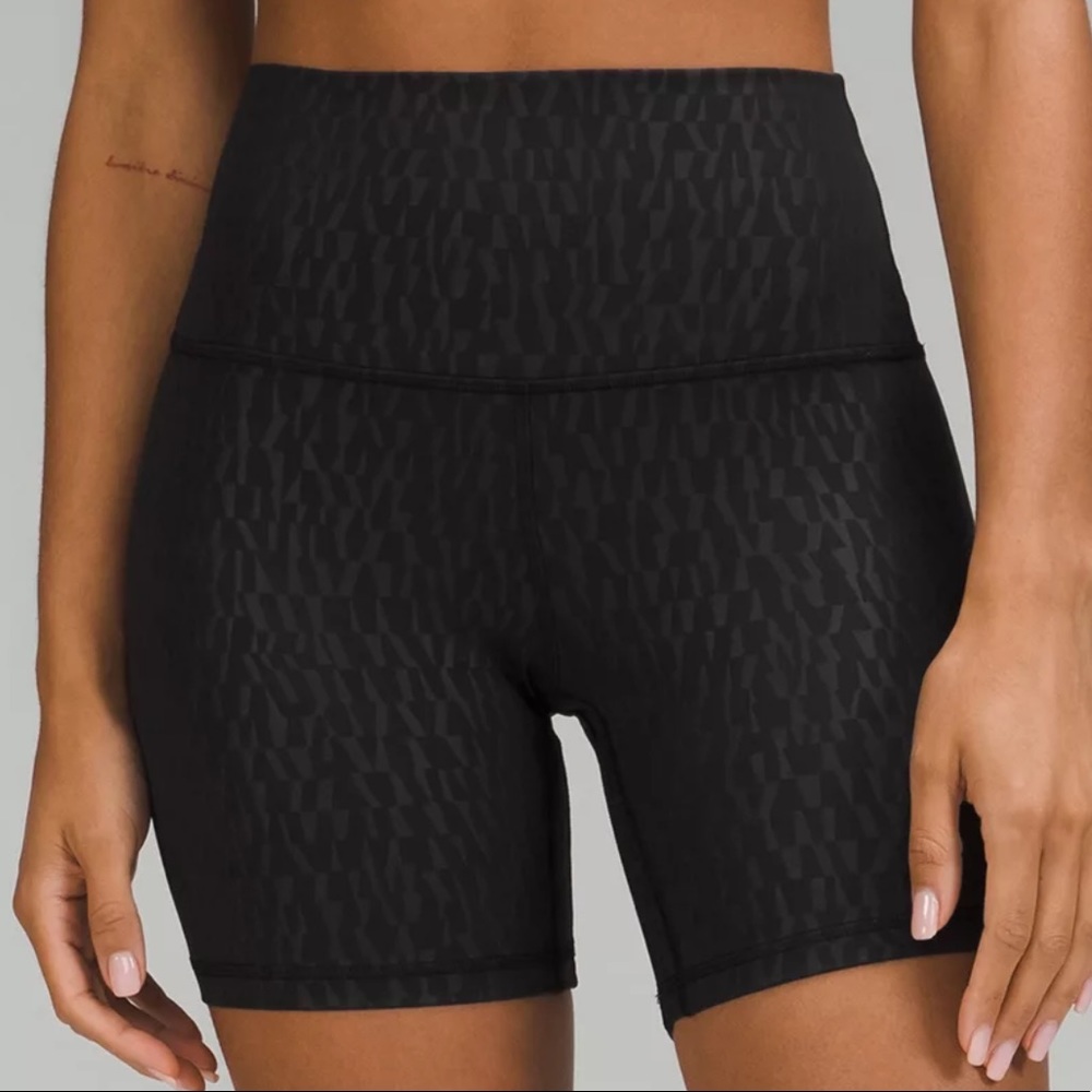 Lululemon Align High rise short 6”